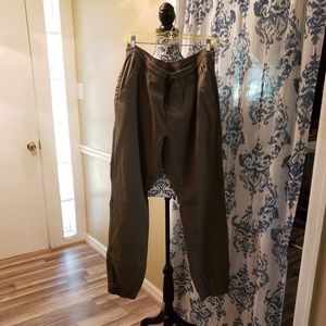 Mens Elastic waist khaki pants